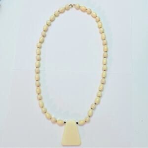Necklace Vtg Pendant Faux Ivory Bead Boho Chic Bohemian Tribal Bead Beaded
